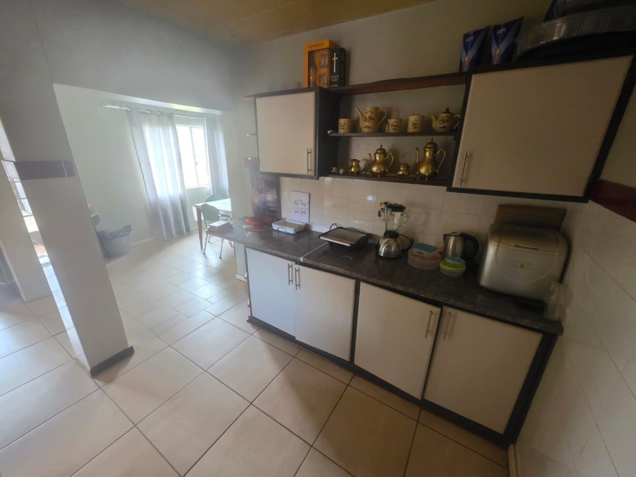 4 Bedroom Property for Sale in Roodepan Northern Cape
